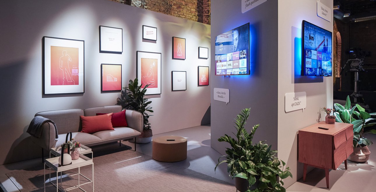 Setbau Lounge Bilderwand 02