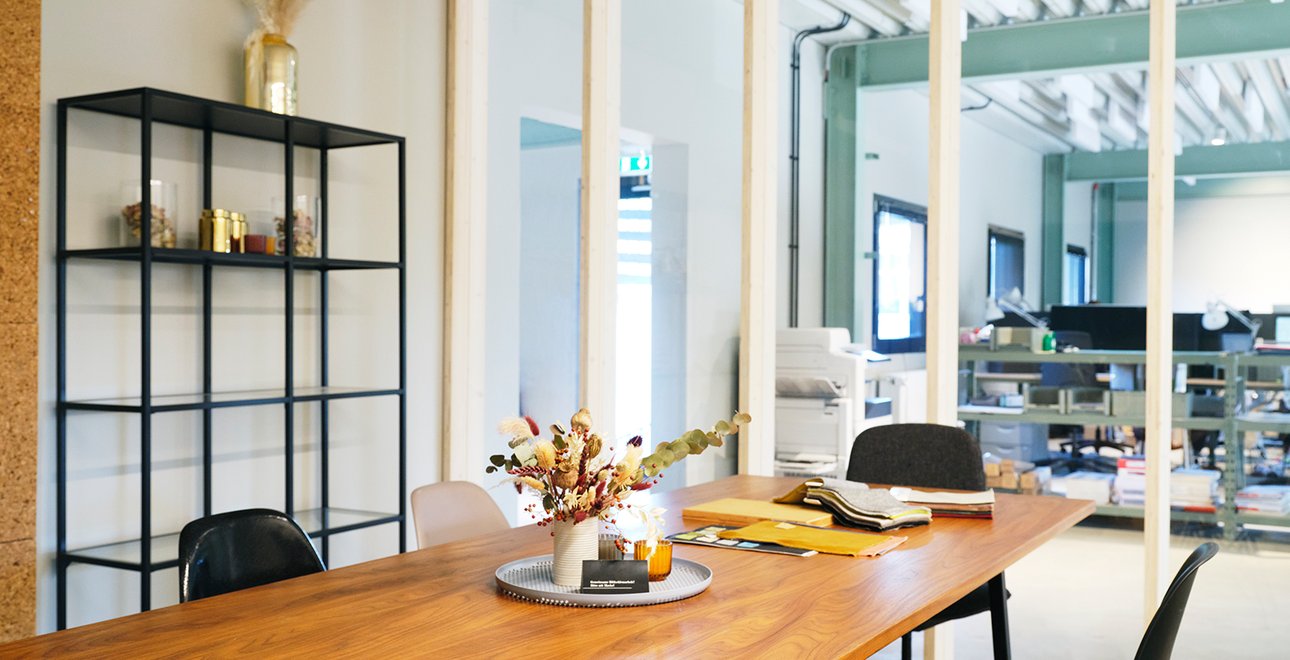 1620x810_einblicke_office.png