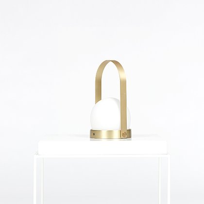 MENU Tischleuchte Carrie gold VARIANTE