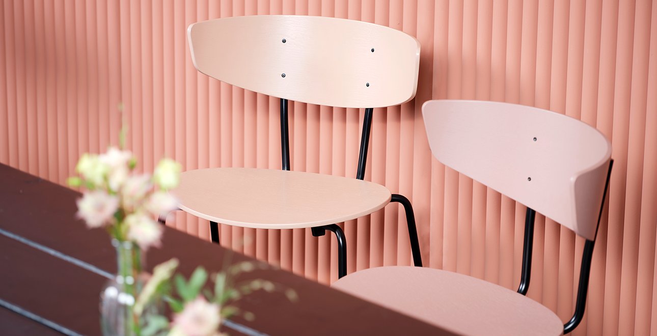 Stuhl-FERMLIVING-Herman-rose-1290x660
