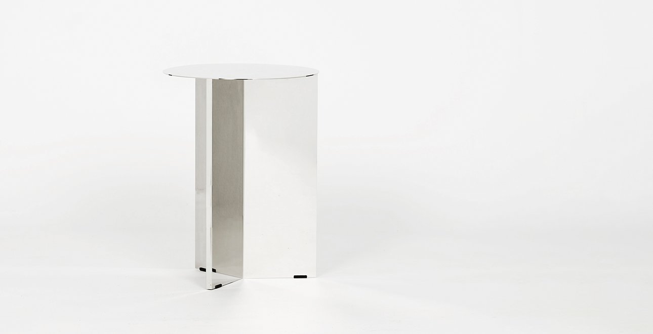 1290x660_Loungetisch_HAY_Slit_Table_Round_High_Mirror_0-(1).png