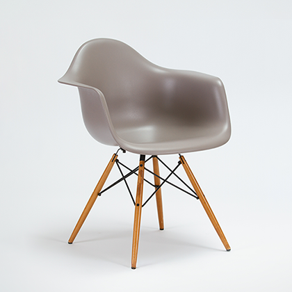 420x420_Stuhl_VITRA_EAMES_DAW_mauve_45